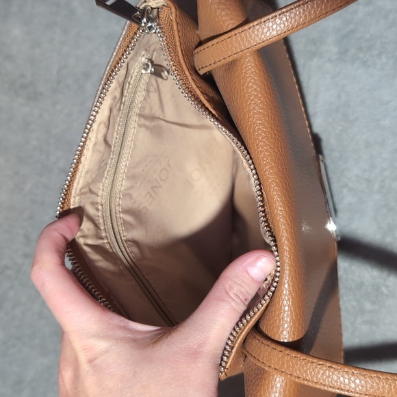 Jones New York Crossbody Bag - Picture 6 of 6